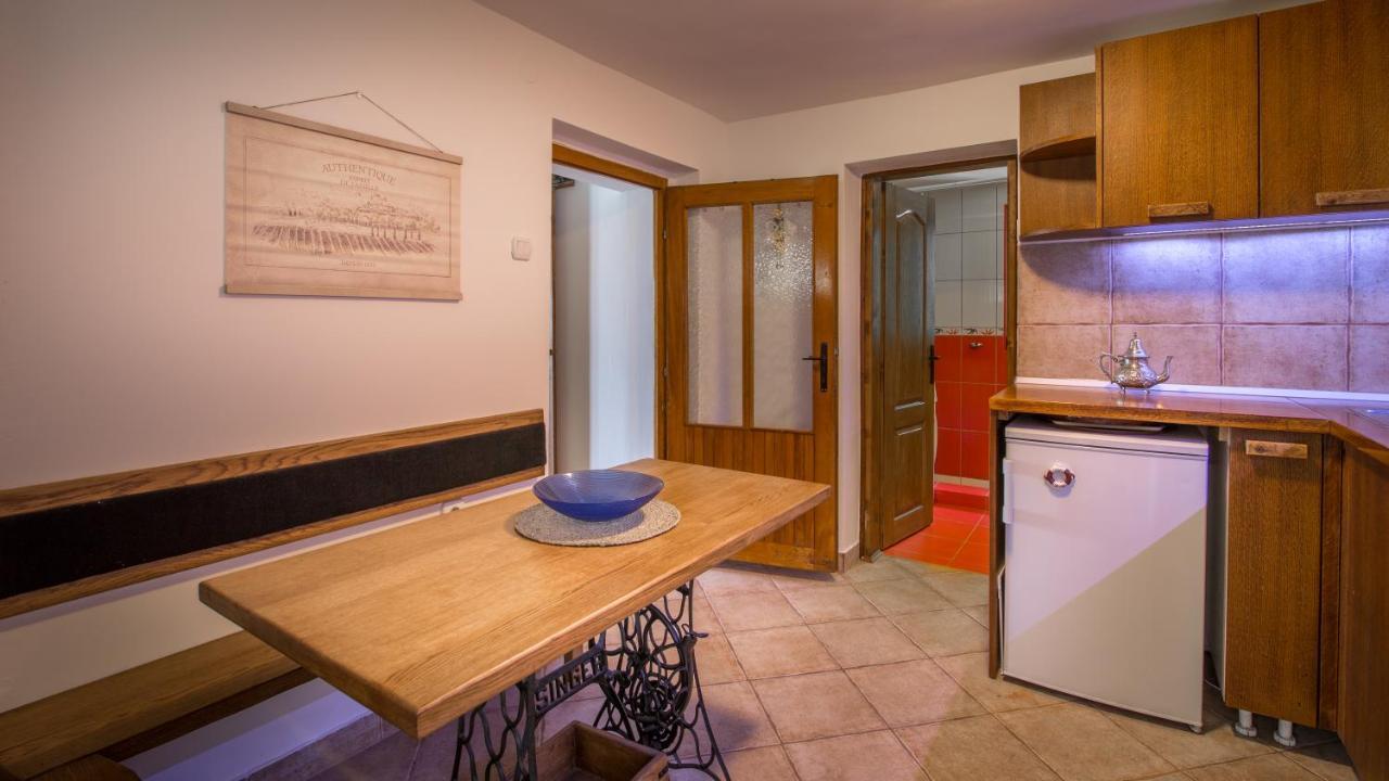 Vila Dunjarica Golubac Bagian luar foto